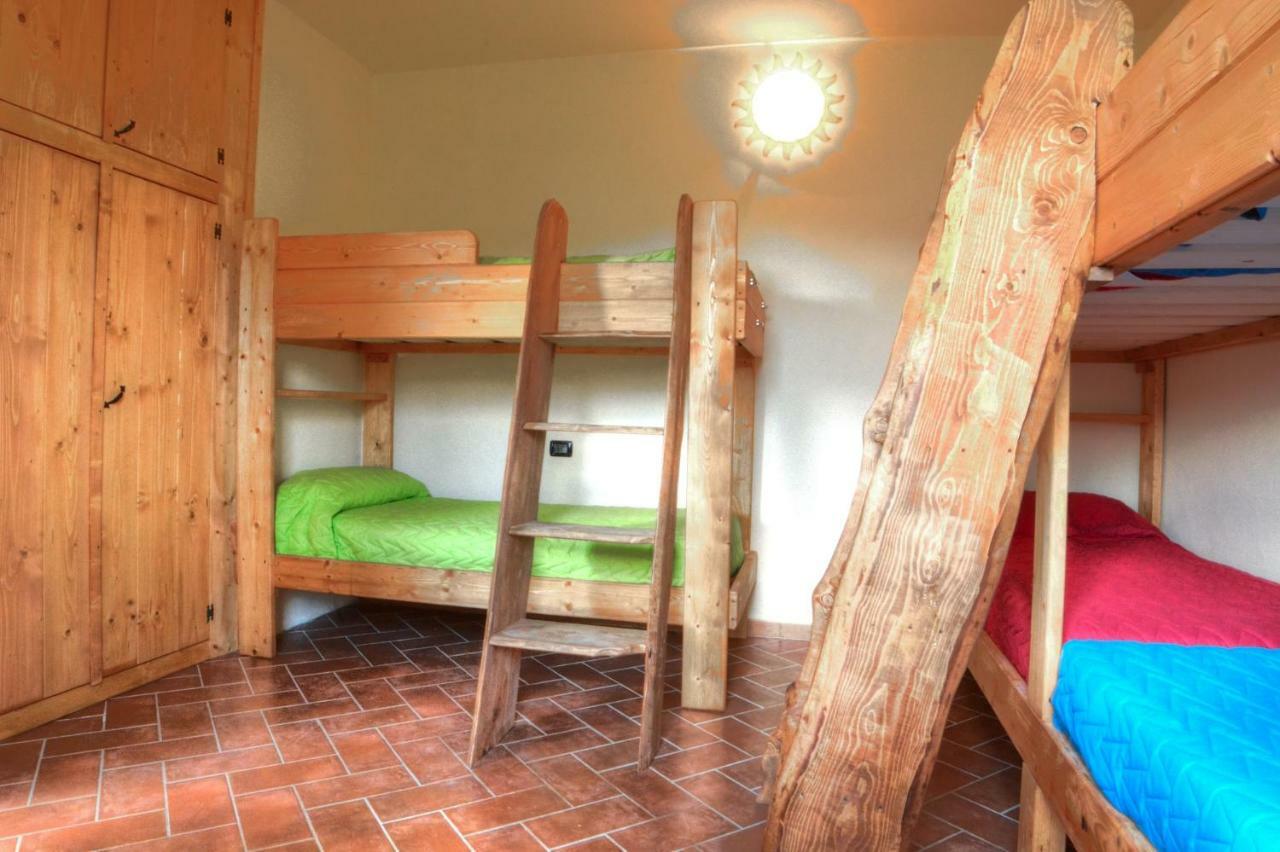 Cascina Del Sole Villa Asso Luaran gambar