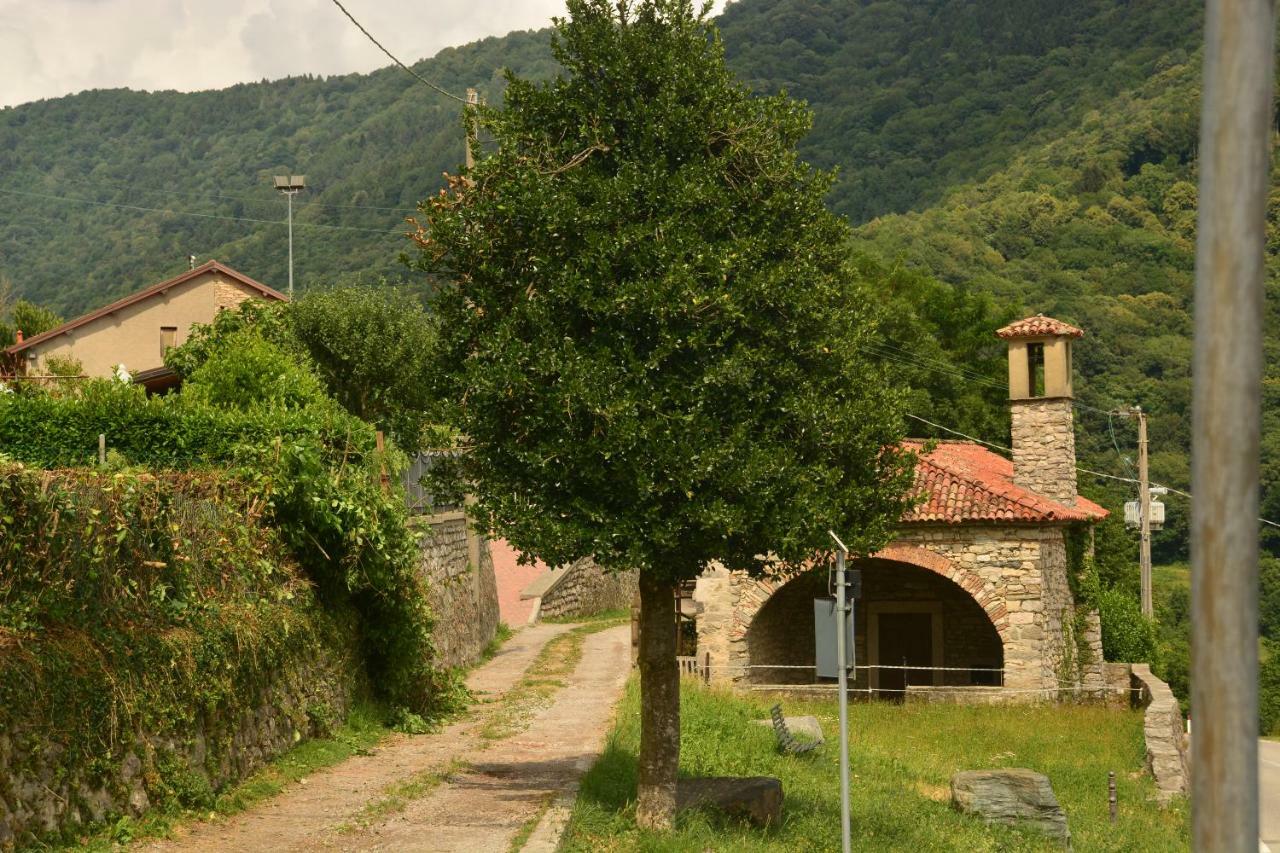 Cascina Del Sole Villa Asso Luaran gambar
