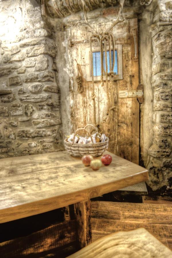 Cascina Del Sole Villa Asso Luaran gambar